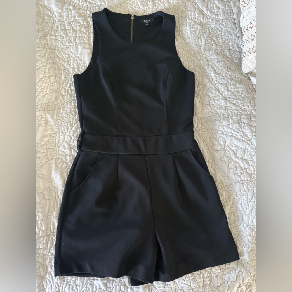 XOXO Black Sleeveless jumper